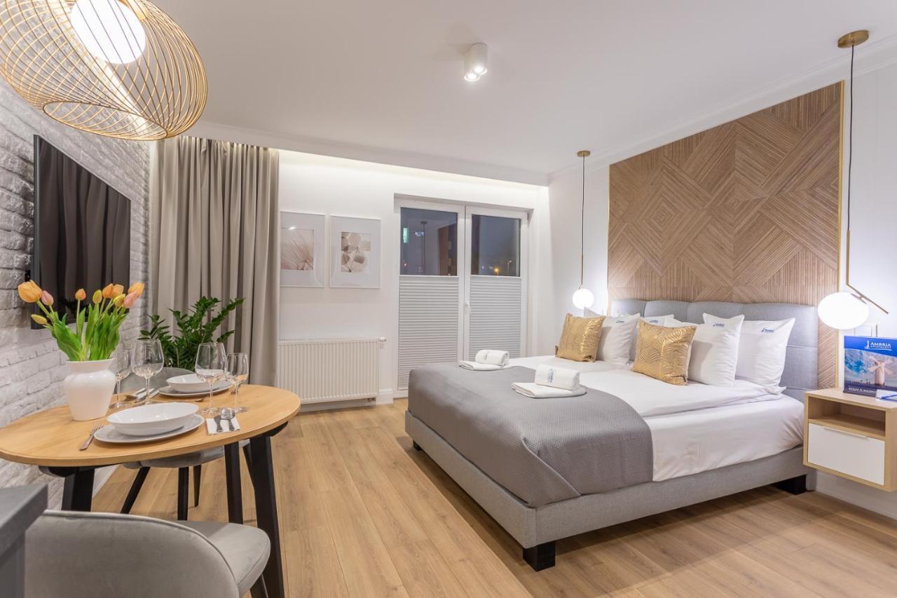 Ambria Apartments Debina Świnoujście Exteriör bild
